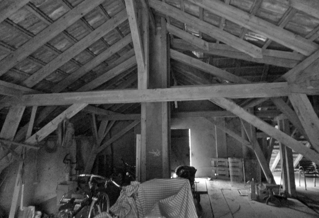 Ausbau Dachstock zu Wohnung in Ohmstal