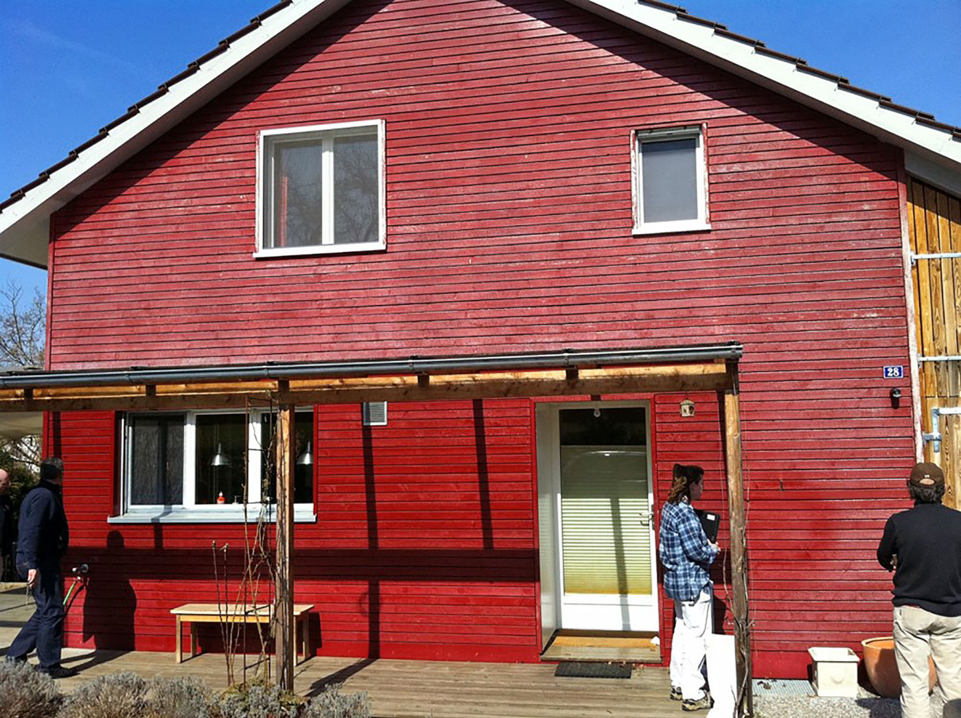 Nat&uuml;rlich und langlebig: Fassaden richtig behandeln