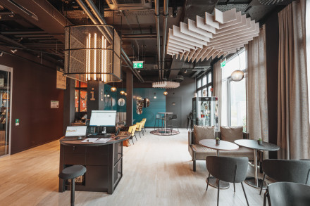 Lobby im industrial chic