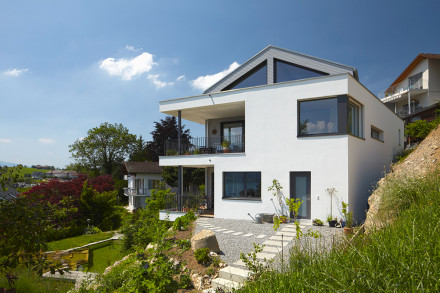 Maison individuelle à Weggis avec toit à deux pans - photo 1