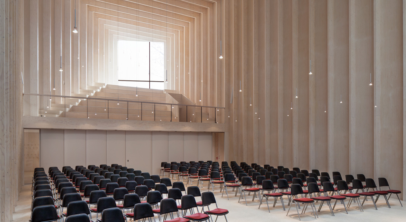 Du bois pour la pri&egrave;re