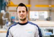 Toni Ruckstuhl, chef de montage pour les longs immeubles du site des ports francs de Zurich