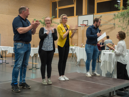 Il comitato organizzatore del festival (da sinistra): Martin Eiholzer, Sarah Stöckli, Sereina Thomann, Lukas Schaad e Heidi Sager (manca Jan Meissburger).