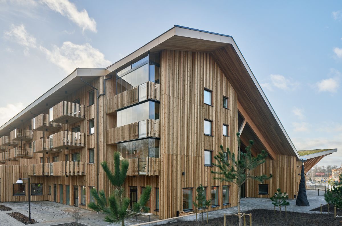 Bild von Lindesberg: due edifici particolari sotto lo stesso tetto