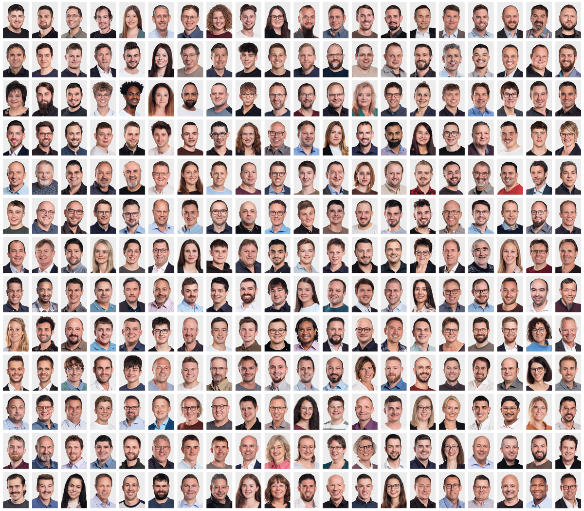 Collage di tutti i collaboratori con ritratti